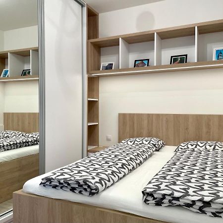 Kamzik Apartamento Bratislava Exterior foto